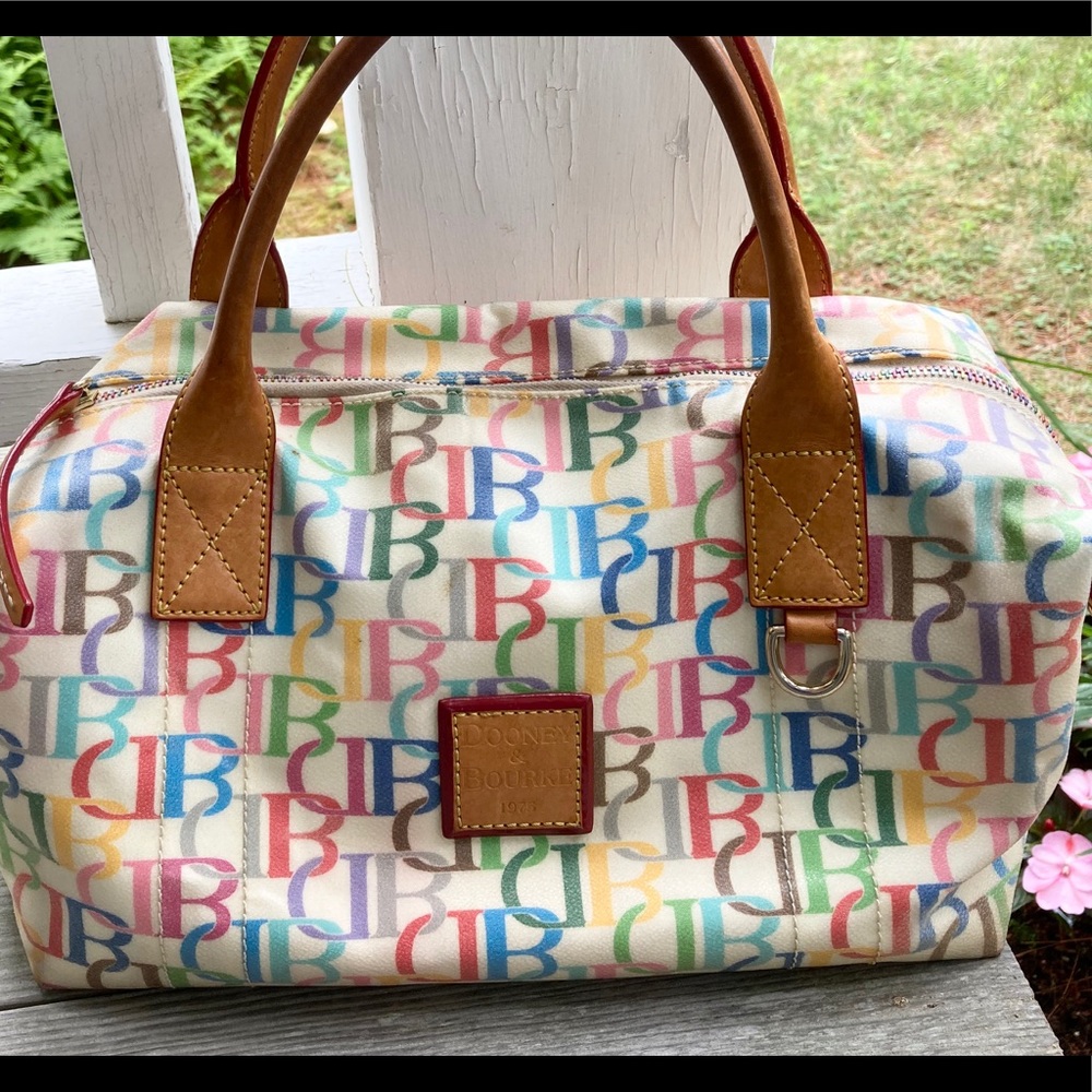 Vintage Dooney &Bourke monogram large doctor bag